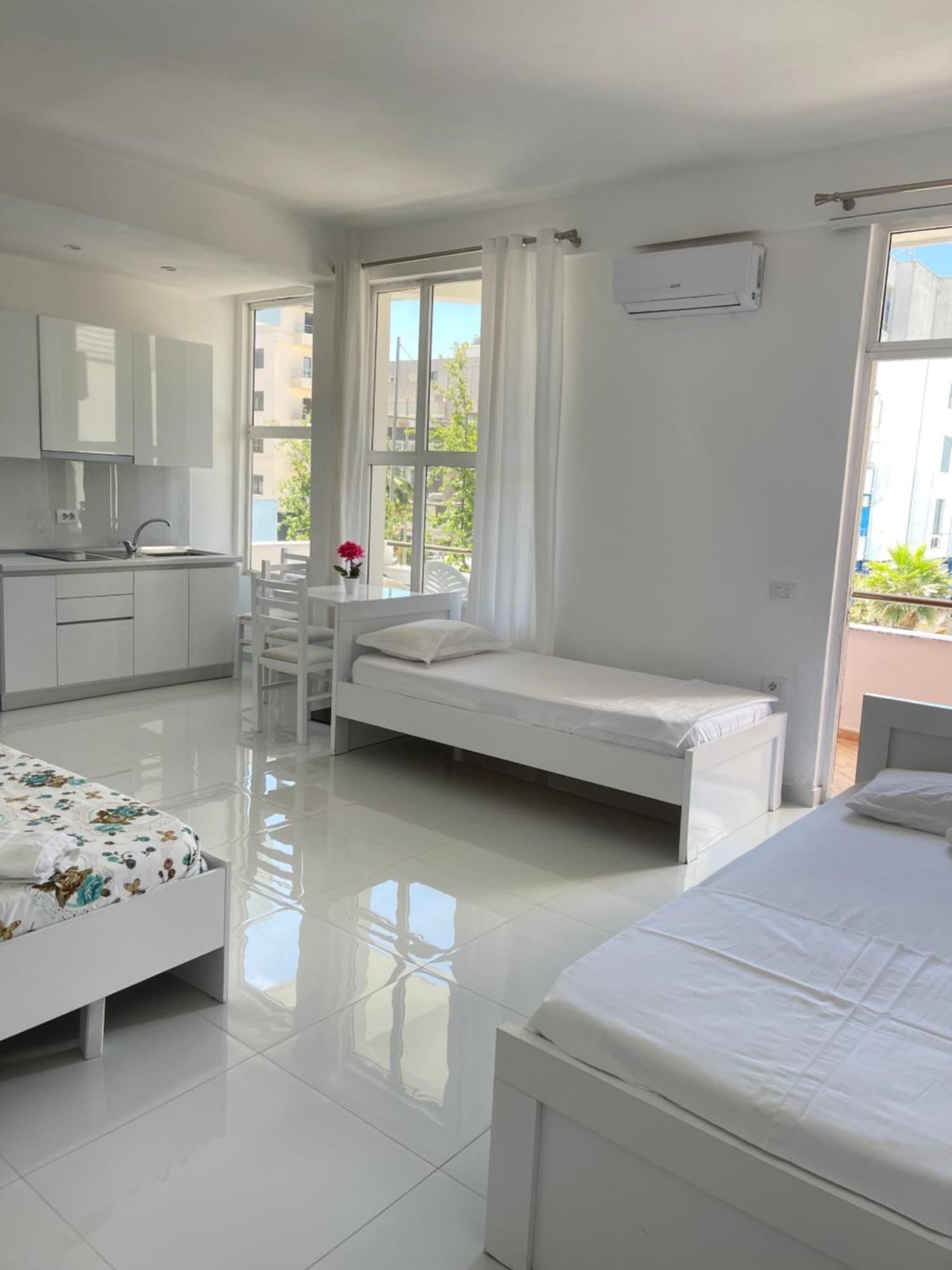 Rai Rooms ดูร์เรส ภายนอก รูปภาพ