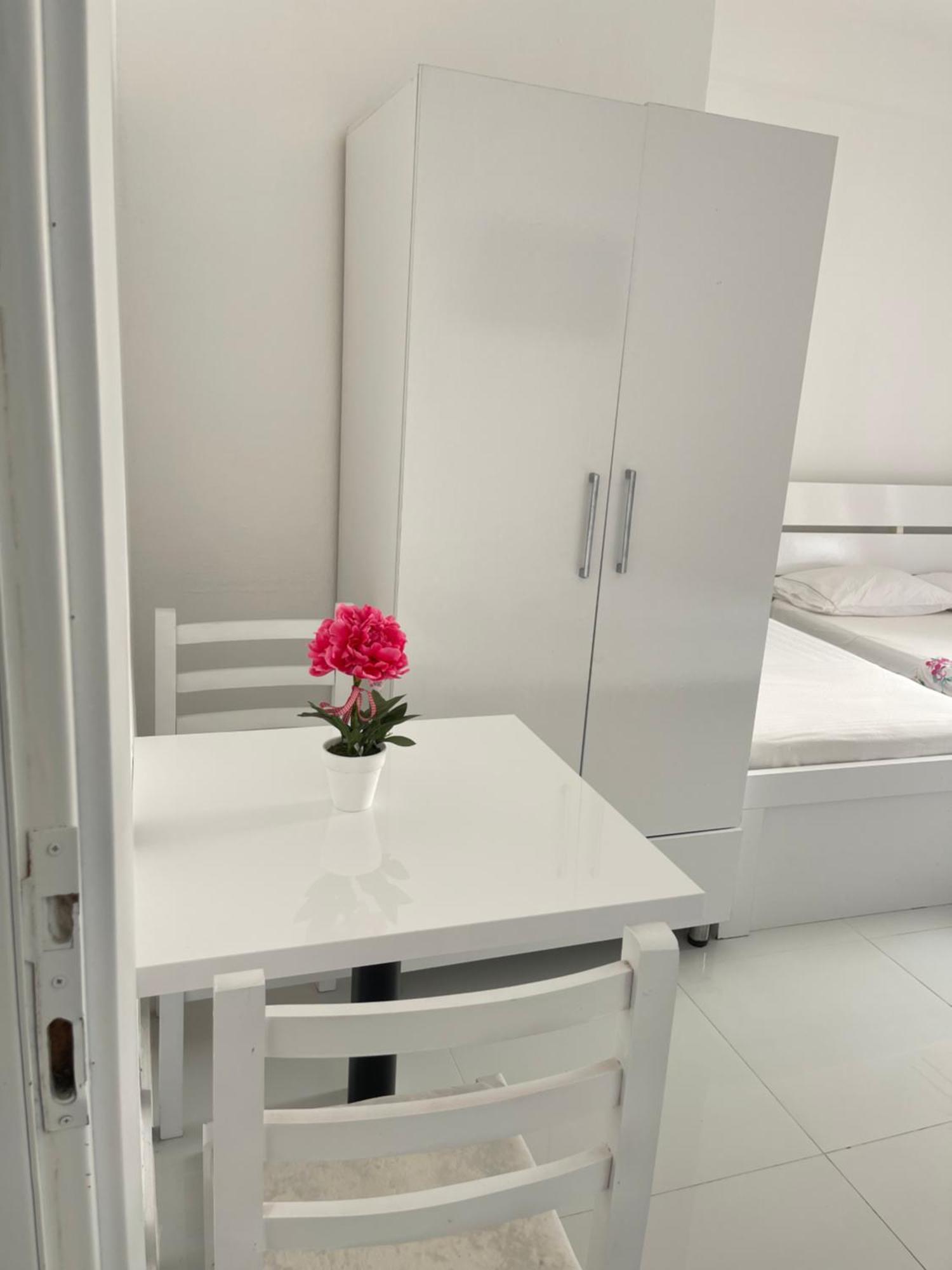 Rai Rooms ดูร์เรส ภายนอก รูปภาพ