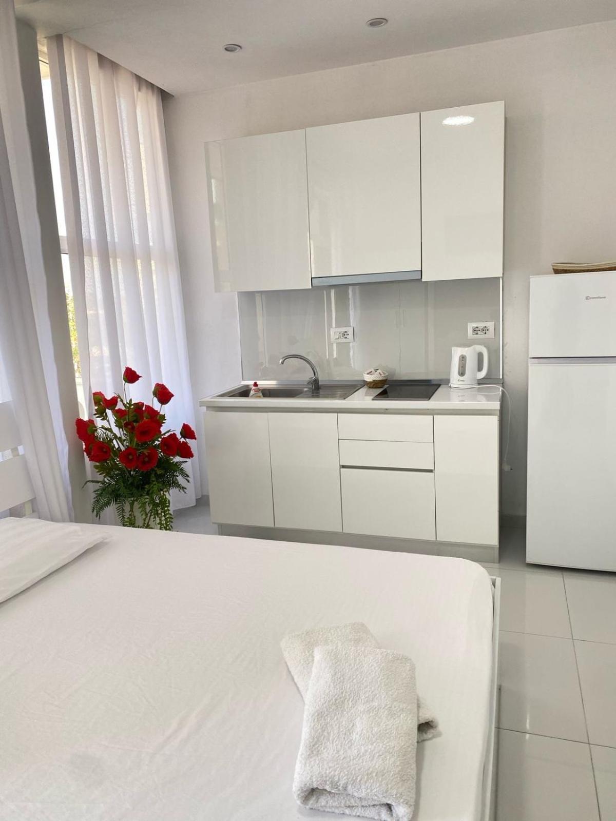 Rai Rooms ดูร์เรส ภายนอก รูปภาพ